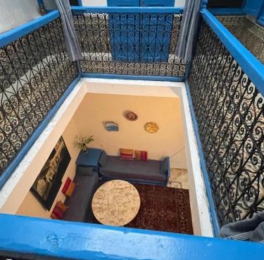 BLUE RIAD