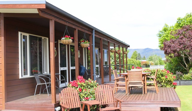 Blue Ridge Studios and Bed & Breakfast