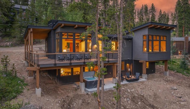 Blue Valley Chalet