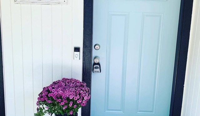 Bluedoor House Comfy Home close to NB, SA, & RAFB