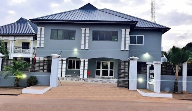 Bluefin Hotel