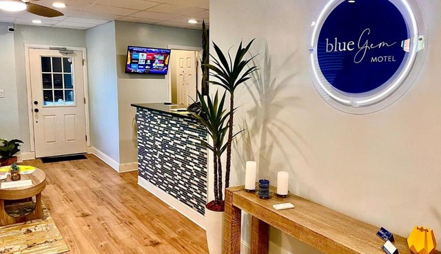 BlueGem Motel
