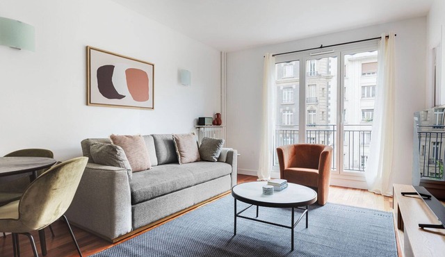 Blueground | Notre-Dame-des-Champs, furnished