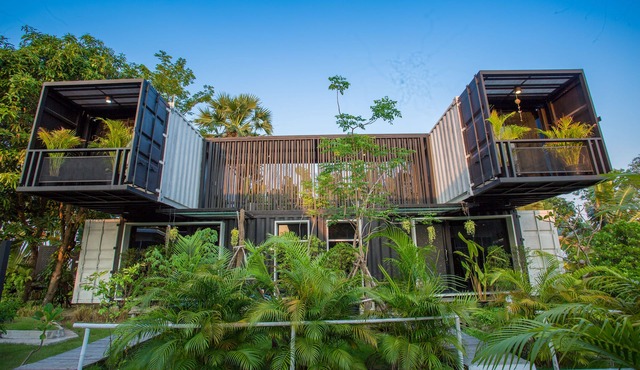 Bluemoon Riverside Resort