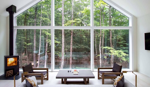 Bluestone Cove - Modern Escape in the Woods