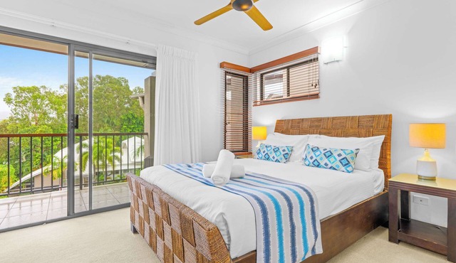 Bluewater Haven—Sweeping Lagoon Views with Pool