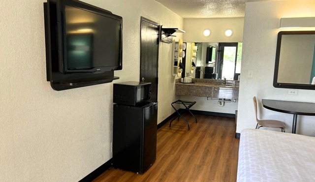 Blueway Inn Beeville Extended Stay