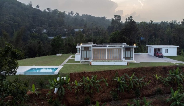 BluSalz Collection Papillon Hill Idukki