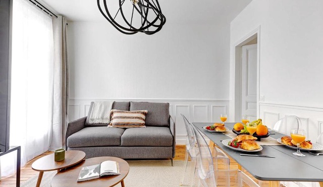 BnBNova - 1BR - Eiffel Tower & Seine