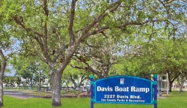 Boater's Paradise with Gulf Access Fort Myers Shores