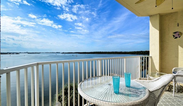 Boca Ciega Resort 313 Charming One Bedroom on the water at Boca Ciega Resort and Marina 23106