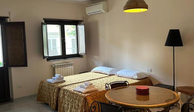 Bocca's Apartment 8