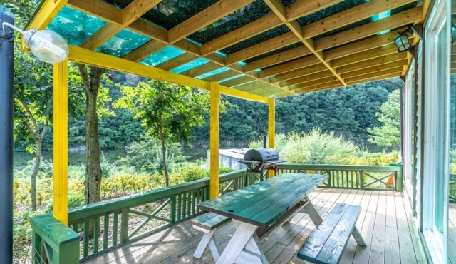 Boeun Supsogui Hayan Pension
