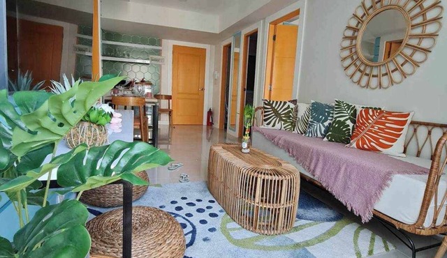 Boho-Chic 2BR Apartment at Azure Urban Resort – Near the Manila Int'l Airports