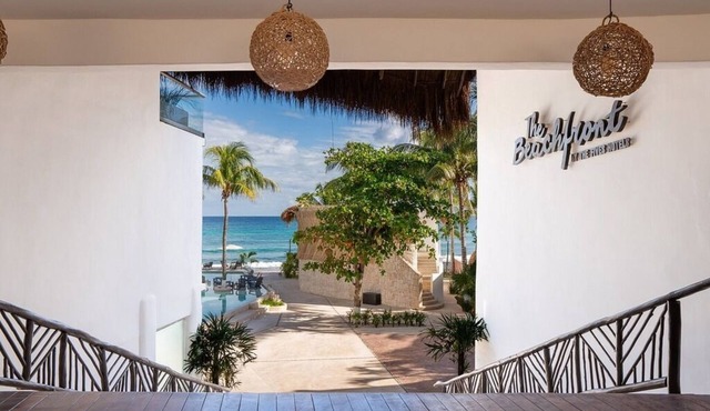 Boho Chic Beachfront Room w/Minibar & Modern Amenities ALL-INCLUSIVE