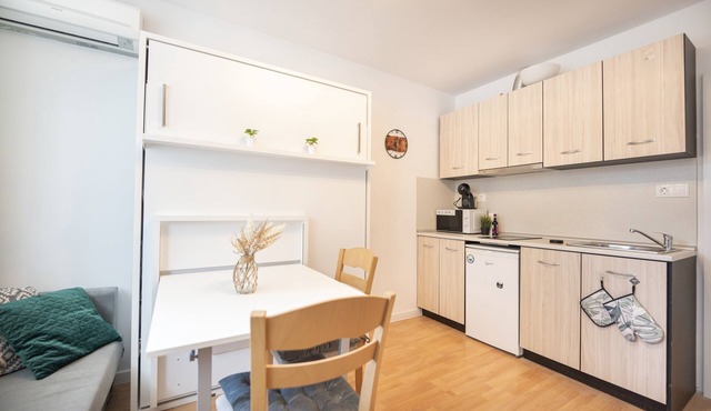Boho Spa Apartments with Sauna - 1BR