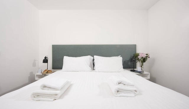 Bollowall, B&B - a hotel room that sleeps 2 guests in 1 bedroom
