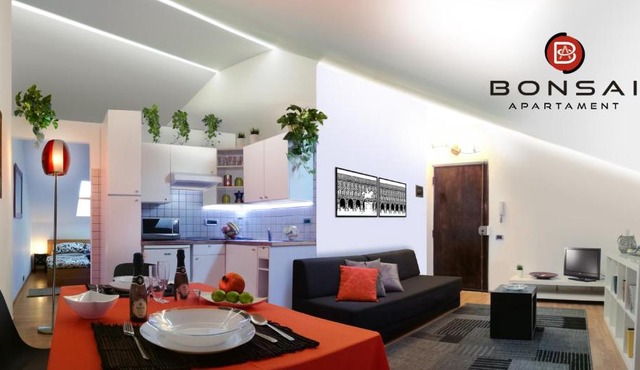 Bonsai Apartment