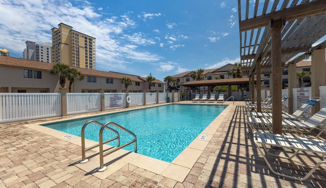 Book Spring & Summer Vacay NOW! Heated Pool, Private Beach Access-92 Steps Away