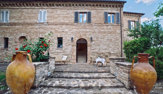 Borgo Acque Romane