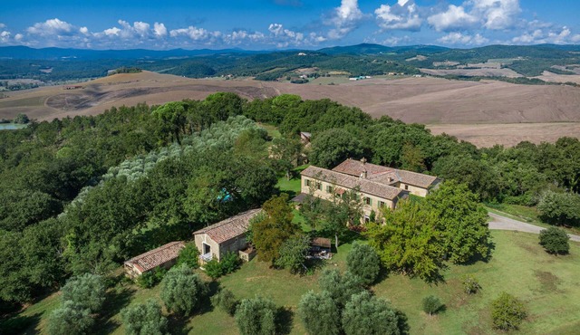 Borgo Castelrotto - pool villa 9 bedrooms - Exclusive private wine Estate