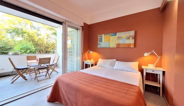 Borromini Deluxe Suite Cozy app. with terrace, Vatican view, secure parking u.r.