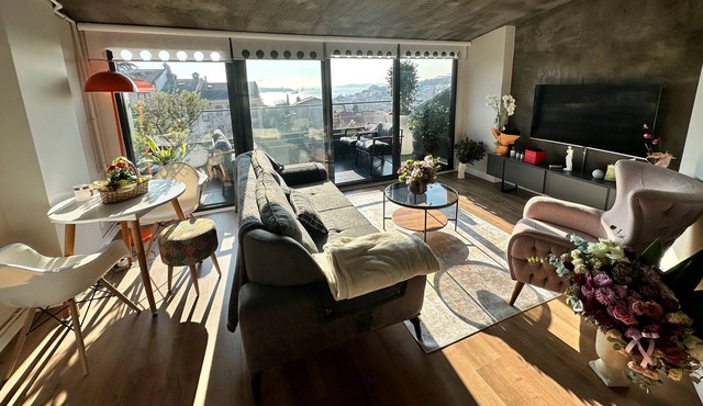 Bosphorus Seaview flat & Alexa smart home