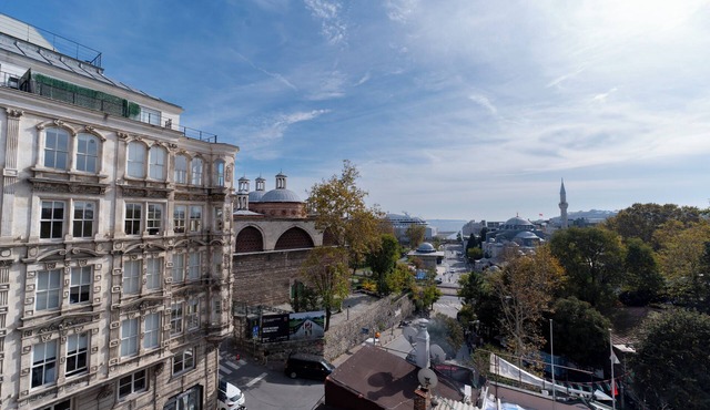 Bosphorus View - 1-bedroom apartment with AC and Elevator