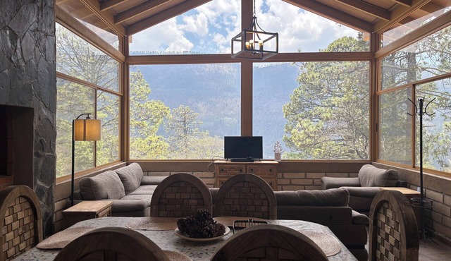 Bosques de Monterreal cabin, close to the golf course