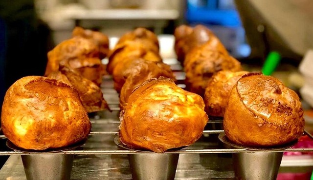 Boston: Harvard and Cambridge Food Themed Walking Tour