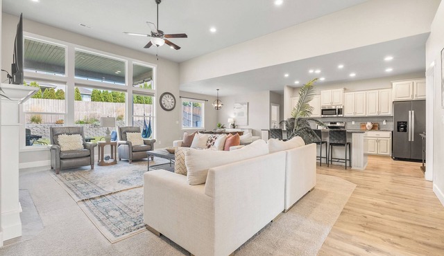 Botanical Breeze - Spacious Home in Kennewick