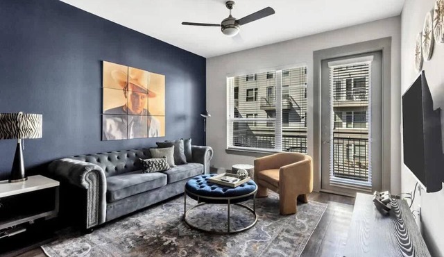 Boulevard Stays Dashing 1BR Suite Pool, Parking Gym E