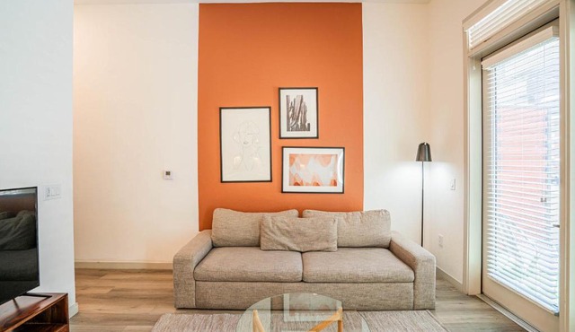 Boulevard Stays Modern Roosevelt Row Suite 1BR Pool Gym 3