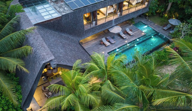 Boutique 6-bedroom Villa The Wing in wonderful Ubud Bali incl. Concierge Service