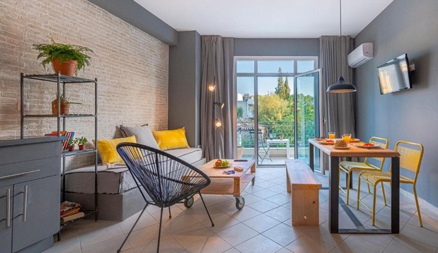 Boutique Studios & Apartments - by Avelink