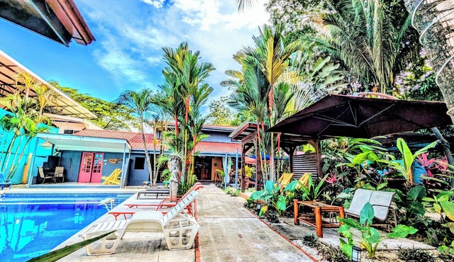Boutique Tropical Paradise Large Groups Pool & A/C