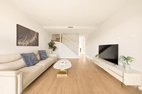 Box Hill 4BR Home Perfect For Family Getaway