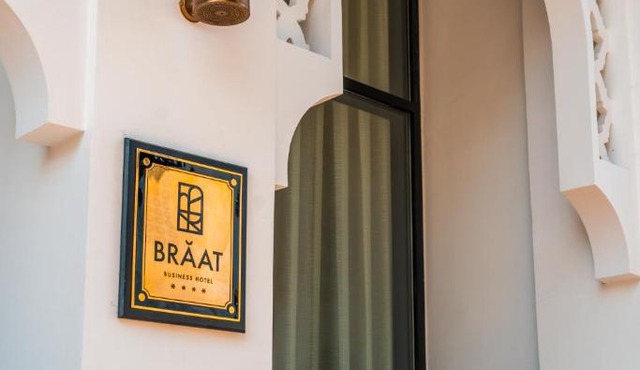 BRĂAT Hôtel