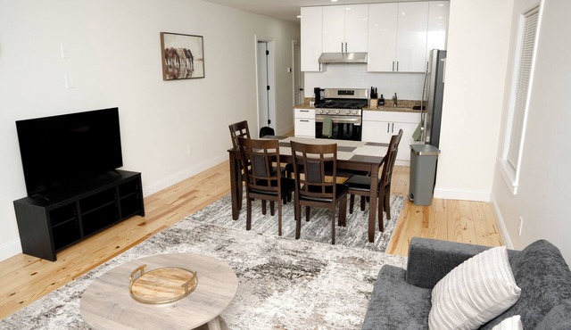 Brand new 2bedroom apartment in fabulous Schenectady with AC and private parking