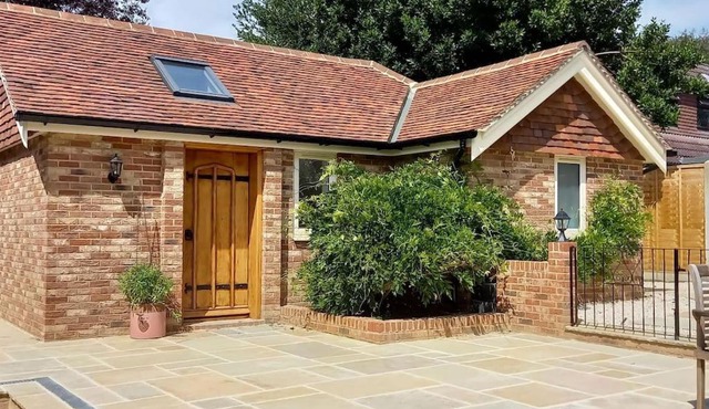 Brand new annexe on border of the Southdowns.