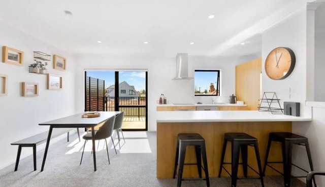 Brand New Central Townhouse in Quiet Location