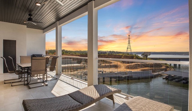 Brand New Complex, Central Location, Amazing Views