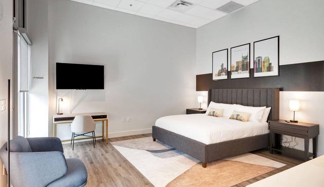 Brand New! Corporate Traveler's Retreat!
