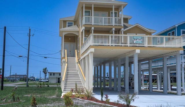 Brand New Custom Construction!