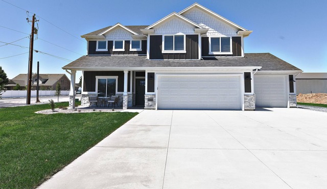 *Brand New Home* Plain City Parade House