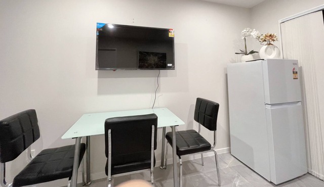 Brandnew self-contained little gem in Hobsonville