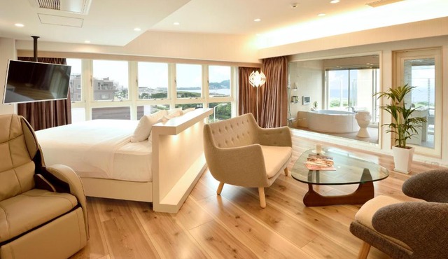 BREATH HOTEL
