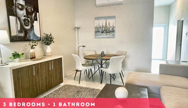 Breathtaking 3-Br Beachside Apt