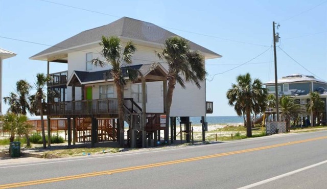 Breathtaking Gulf-Front Views You’ll Never Forget!