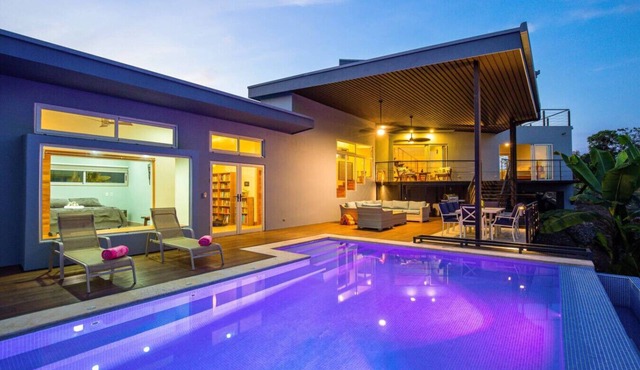 Breathtaking Ocean View Villa, Monkeys Daily, Private Gated Development